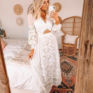 L'atiste by Amy White Eyelet Long Sleeve Maxi Dres